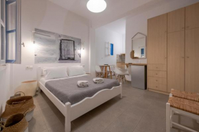 White and Grey Chora